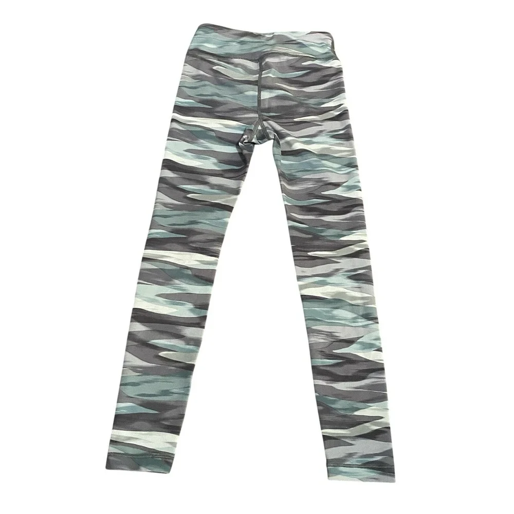 Athleta Girl High Rise Printed Chit Chat Tight XS 6 Green Camo Stripe Leggings